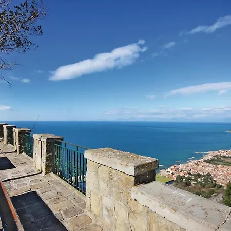 4 Bedroom Cozy In S,mauro Cilento -sa- Feriehus