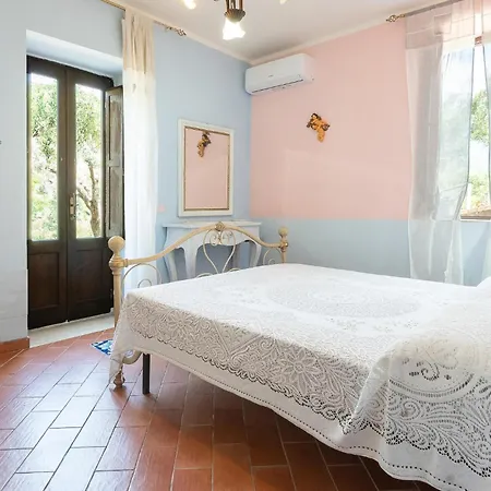 4 Bedroom Cozy In S,mauro Cilento -sa- Casal Sottano