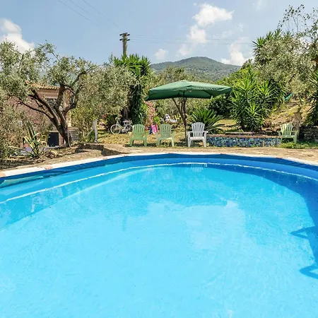 4 Bedroom Cozy In S,mauro Cilento -sa- * Casal Sottano